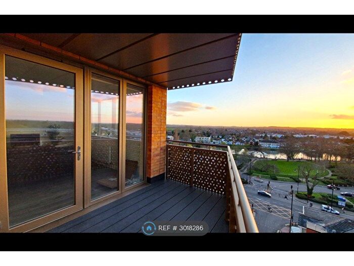 2 Bedroom Flat To Rent In Foundry House, Staines-Upon-Thames, TW18
