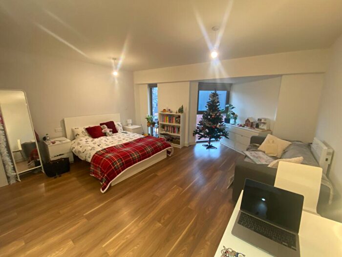 1 Bedroom Flat For Sale In Nation Way, Liverpool, L1