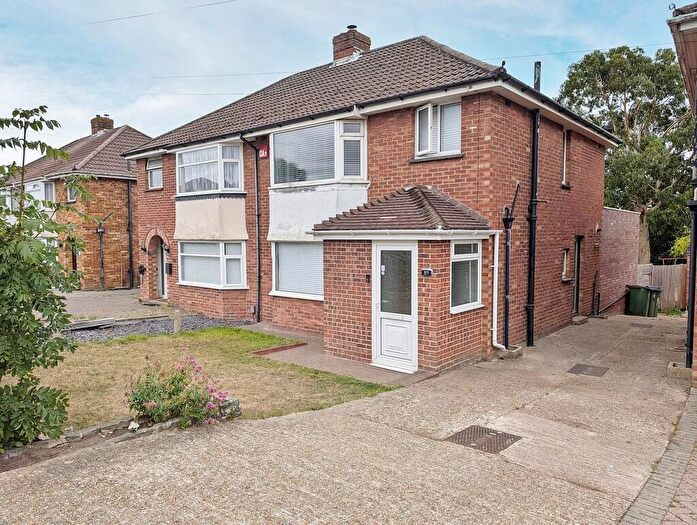 3 Bedroom Semi-Detached House For Sale In Portsview Avenue, Portchester, PO16