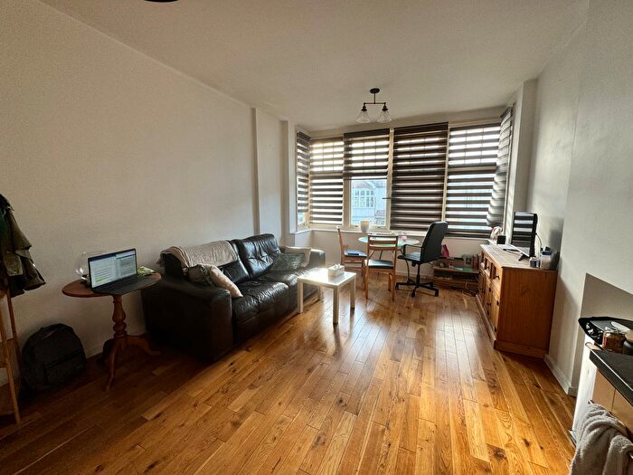 1 Bedroom Flat To Rent In Wolverton Gardens, London, W5