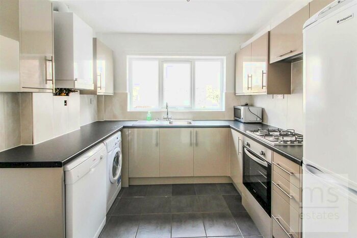 5 Bedroom Terraced House To Rent In Balfour Road, Nottingham NG7