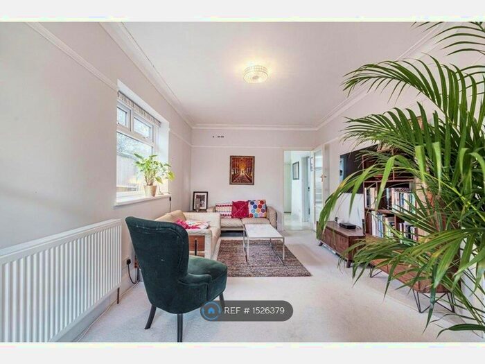 3 Bedroom Bungalow To Rent In Briarwood Drive, Northwood Hills, HA6