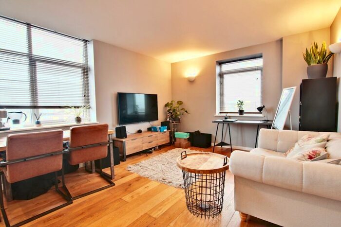 1 Bedroom Apartment To Rent In Waddon House, , Stafford Road, Croydon, CR0