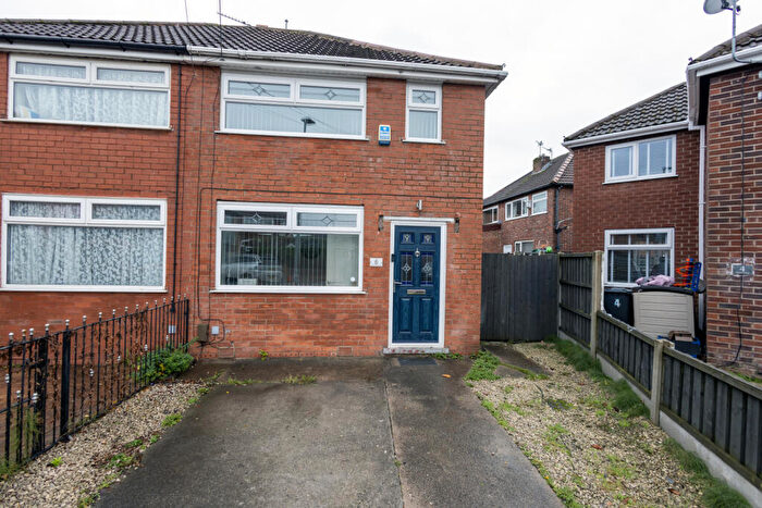 2 Bedroom Semi-Detached House For Sale In Ward Road, Droylsden, M43