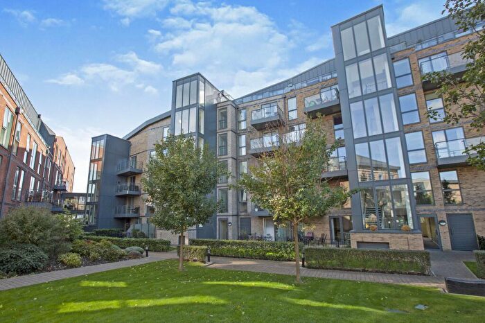 3 Bedroom Flat To Rent In Rookery Court, Ruckholt Road, E10