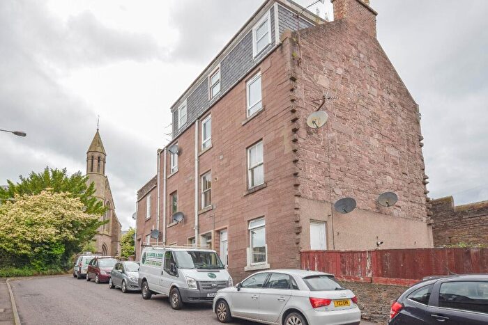 2 Bedroom Flat To Rent In Bank Street, Brechin, Angus, DD9