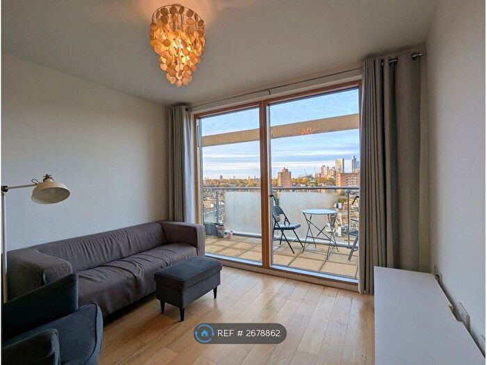 2 Bedroom Flat To Rent In Crampton Street, London, SE17