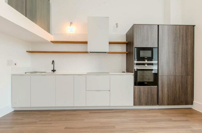 1 Bedroom Flat To Rent In Goldsmiths Row, Bethnal Green, London, E2