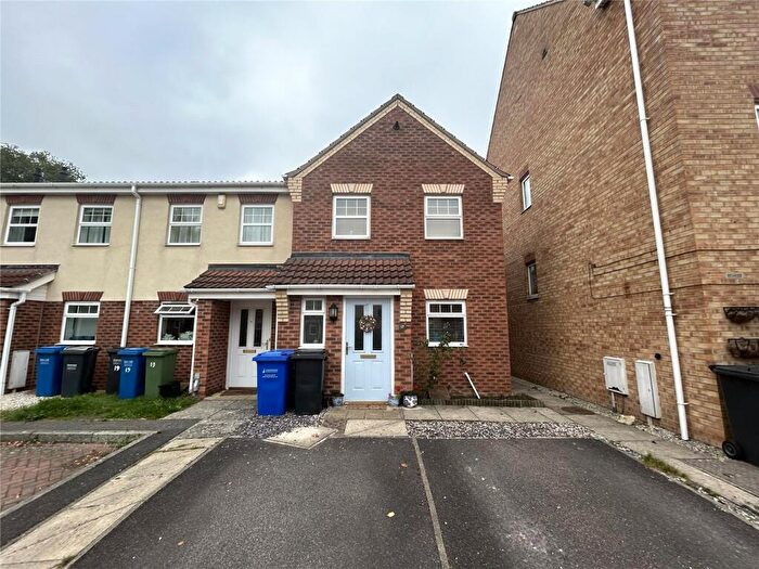 3 Bedroom End Of Terrace House For Sale In Foyers Way, Chesterfield, Derbyshire, S41
