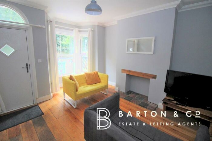 2 Bedroom Terraced House To Rent In Bowthorpe Road, Norwich, NR2