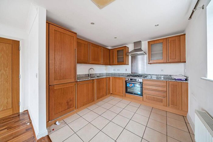 2 Bedroom Flat To Rent In Casel Court, Stanmore, HA7