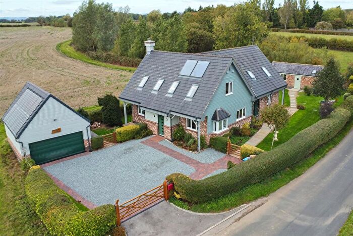 4 Bedroom Detached House For Sale In Church Lane, Little Driffield, YO25