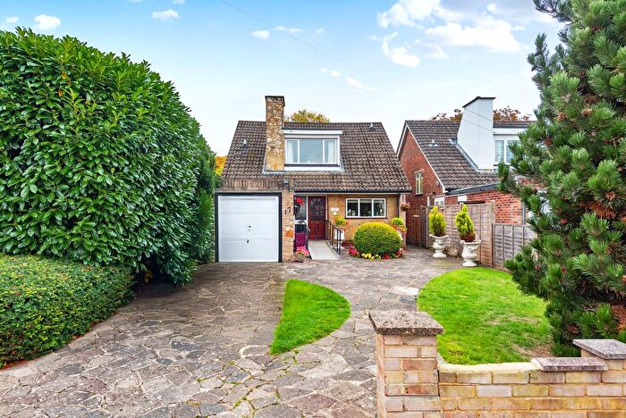 3 Bedroom Detached House For Sale In Laleham, Surrey, TW18