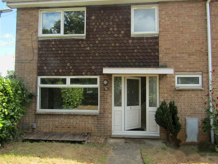 4 Bedroom House To Rent In Thorn Hill, Northampton, NN4