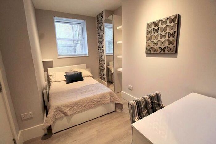Studio To Rent In B Lithos Road, Hampstead, NW3