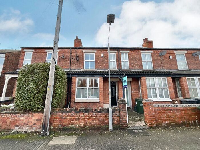 2 Bedroom Terraced House For Sale In Curzon Avenue, Nottingham, NG4
