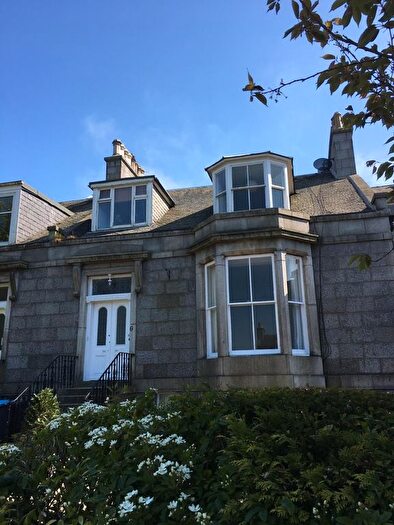 2 Bedroom Flat To Rent In Carden Terrace, Aberdeen, AB10