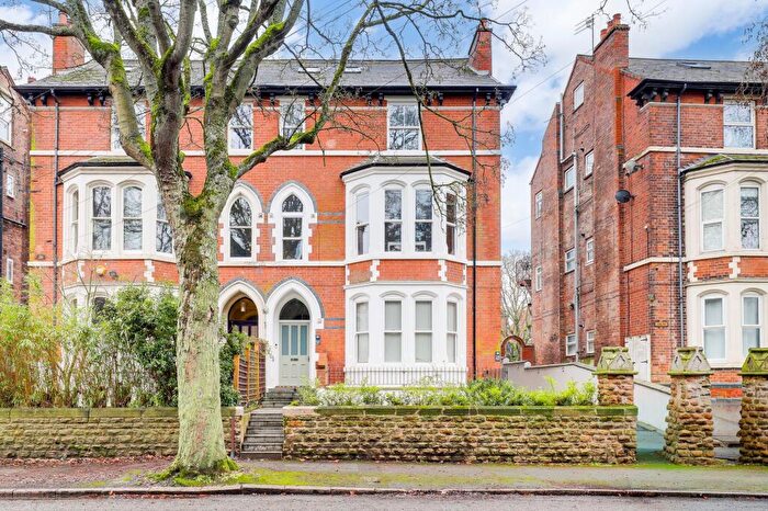 2 Bedroom Flat For Sale In Mapperley Road, Mapperley Park, NG3