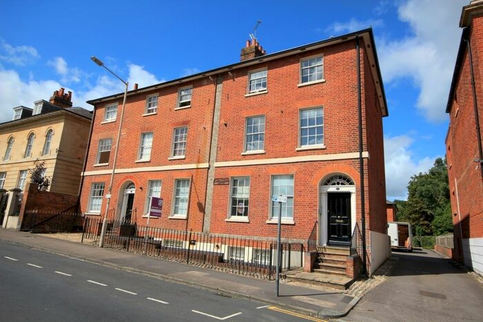 1 Bedroom Flat To Rent In Chancery Mews, Russell Street, Reading RG1