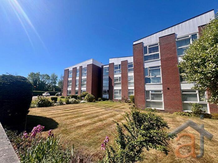 2 Bedroom Flat To Rent In Hesketh Links Court, Cambridge Road, Southport, PR9