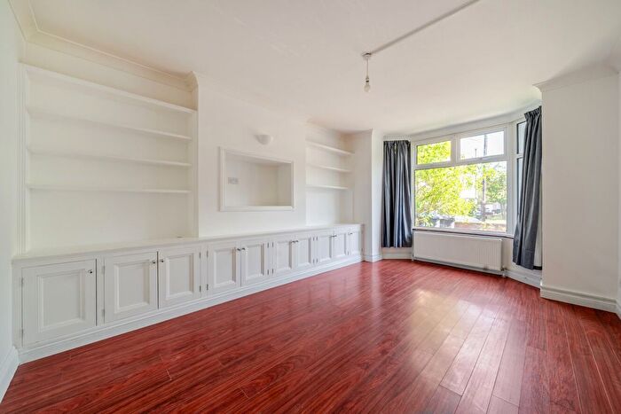 4 Bedroom Terraced House To Rent In Melrose Avenue, Mitcham, CR4