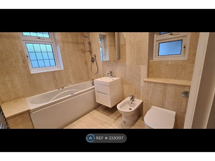 4 Bedroom Semi-Detached House To Rent In Brunswick Gardens, London, W5