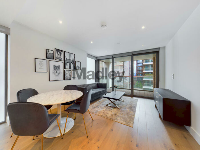 2 Bedroom Flat To Rent In Palmer Road, London, SW11