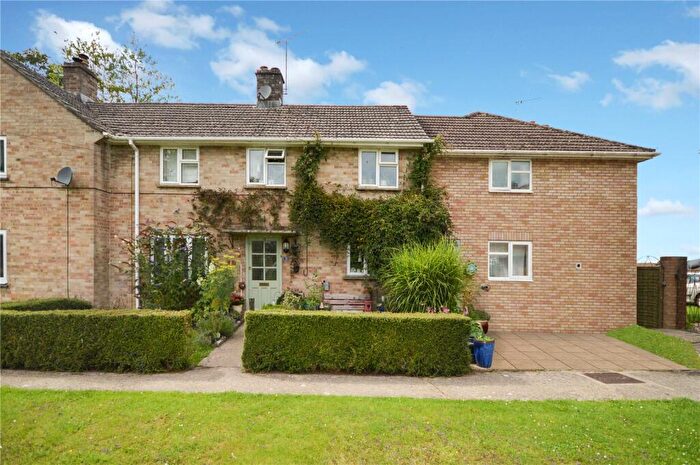 4 Bedroom Semi-Detached House For Sale In Cleyfields, Bourton, Oxfordshire, SN6