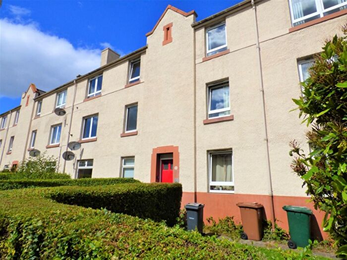 2 Bedroom Flat To Rent In Moat Drive, Slateford, Edinburgh, EH14