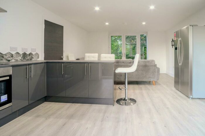 6 Bedroom Duplex To Rent In **£pppw Inclusive Of Bills** Queens Road East, Beeston, Nottingham, NG9