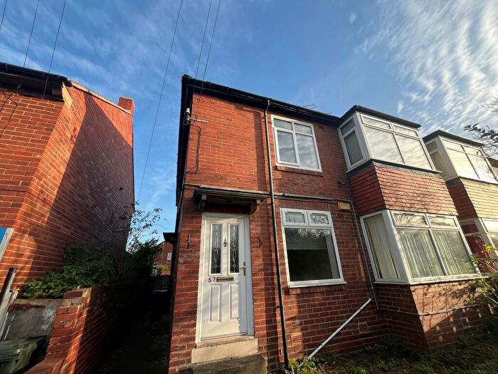 2 Bedroom Flat To Rent In Edgefield Avenue, Fawdon, NE3