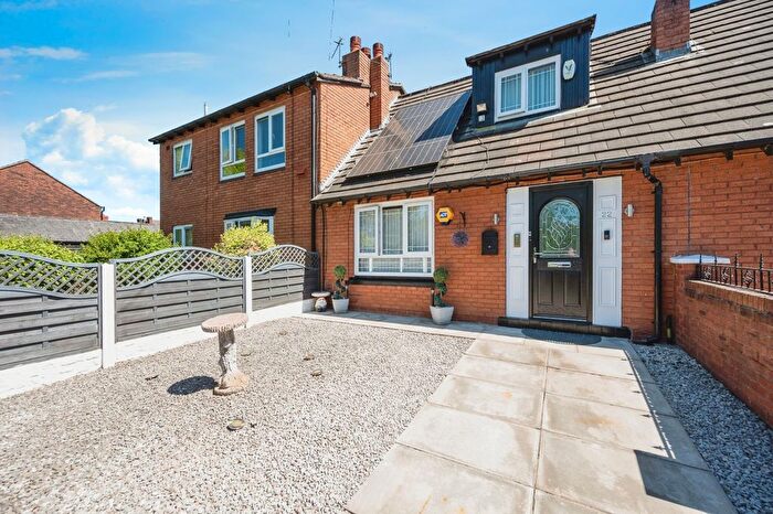 2 Bedroom Bungalow For Sale In Crown Street, Newton-Le-Willows, Merseyside, WA12