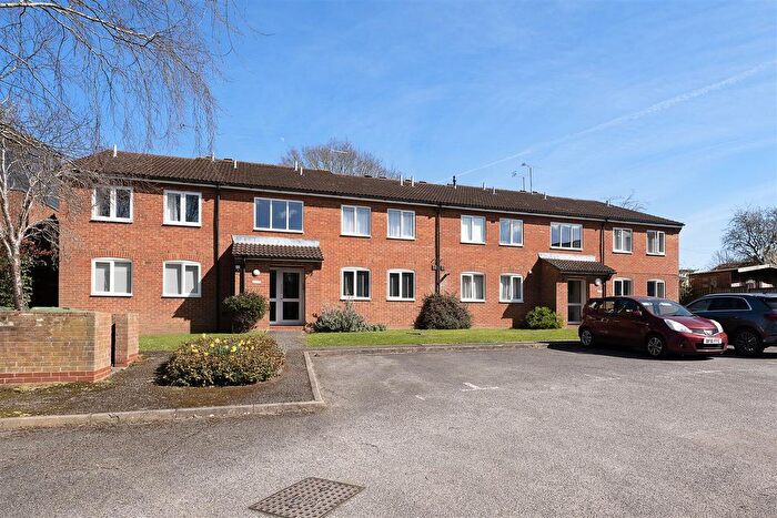 2 Bedroom Flat To Rent In Alban Court, Burleigh Road, St. Albans, AL1