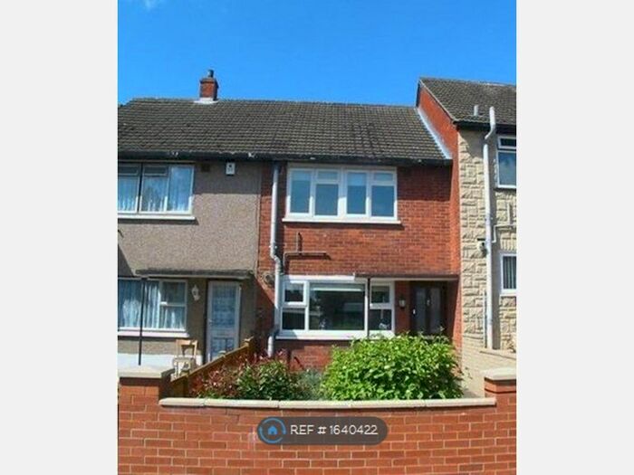 2 Bedroom Terraced House To Rent In Dean Road, Hounslow, TW3