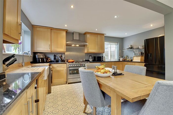 4 Bedroom Property For Sale In Charity View, Knowle, Fareham, PO17