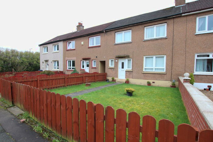 3 Bedroom Terraced House To Rent In Reelick Avenue, Knightswood, G13