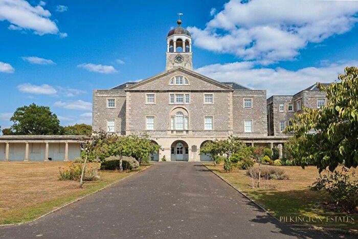1 Bedroom Flat For Sale In Trafalgar Court, Craigie Drive, Plymouth, Devon, PL1
