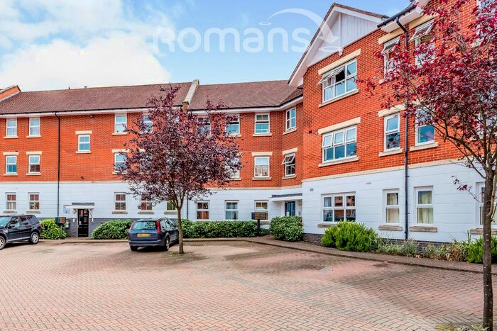 2 Bedroom Flat To Rent In Bell Chase, Aldershot, GU11