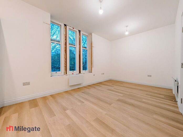 1 Bedroom Flat To Rent In High Street, Beckenham, BR3