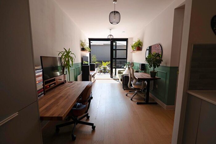 1 Bedroom Flat For Sale In Camden Street, Birmingham, B1 - Photo 6