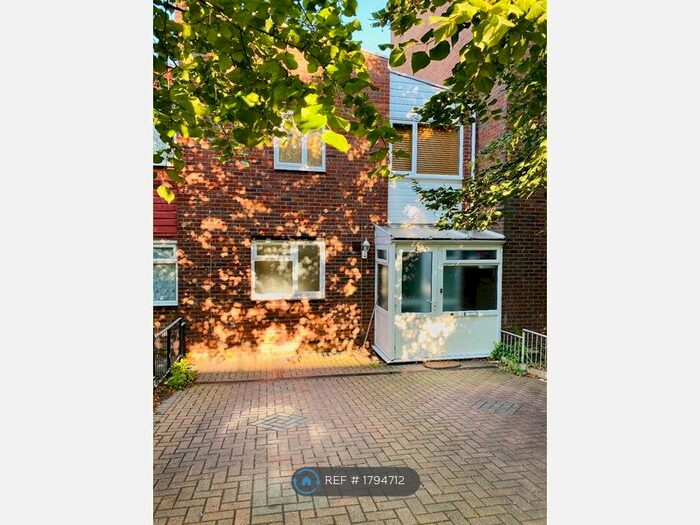 4 Bedroom Terraced House To Rent In Silverdale, London, SE26