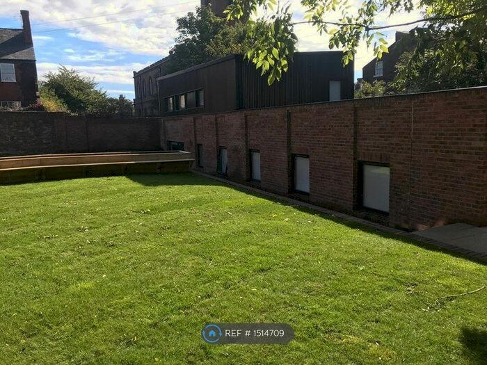 7 Bedroom Detached House To Rent In North View, Edge Hill, Liverpool, L7