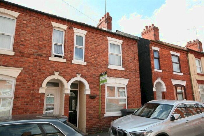 3 Bedroom End Of Terrace House To Rent In Salisbury Road, Wellingborough, NN8