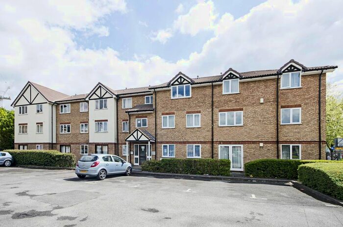 1 Bedroom Flat To Rent In Raven Close, Colindale, London, NW9