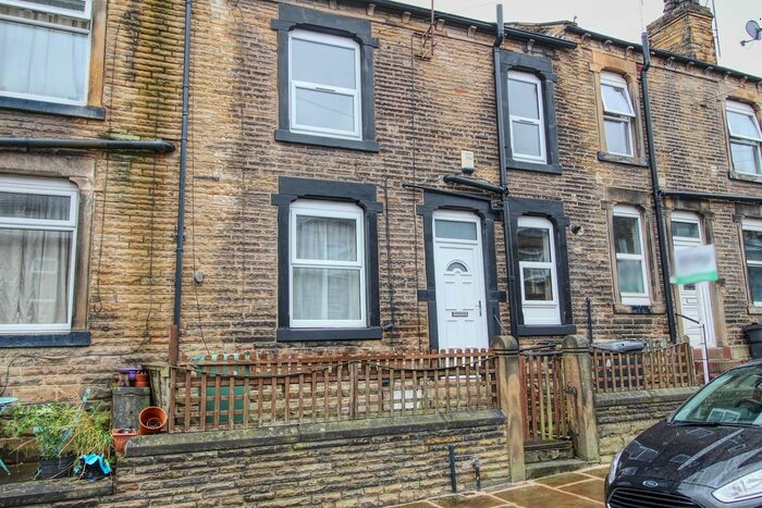 2 Bedroom Terraced House To Rent In Zoar Street, Morley, Leeds, LS27