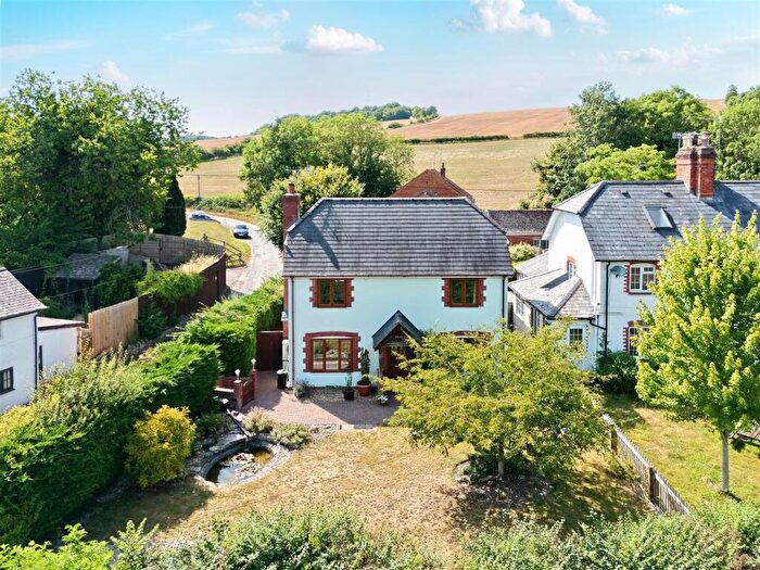 4 Bedroom Detached House For Sale In Chine Road, Upper Woodford, Salisbury, SP4