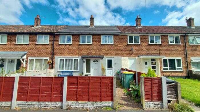 3 Bedroom House To Rent In Larches Avenue, Ashton On Ribble, Preston, PR2