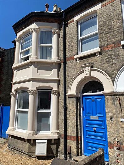 1 Bedroom Property To Rent In Room, Mill Road, Cambridge, CB1