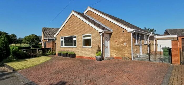 3 Bedroom Detached Bungalow To Rent In Dorset Close East, Burton-upon-Stather, Scunthorpe, DN15