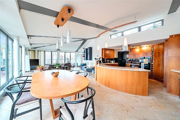 2 Bedroom Flat For Sale In Morocco Street, London, SE1